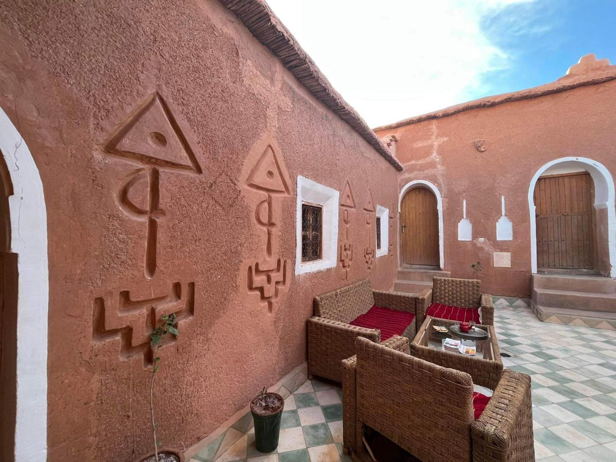 Tigmi Hamid Decouverte Des Traditions Et De La Culture Berbere Ait Benhaddou Exterior foto