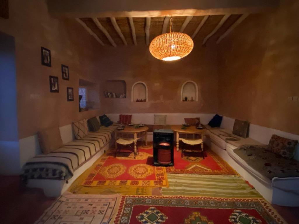 Tigmi Hamid Decouverte Des Traditions Et De La Culture Berbere Ait Benhaddou Exterior foto
